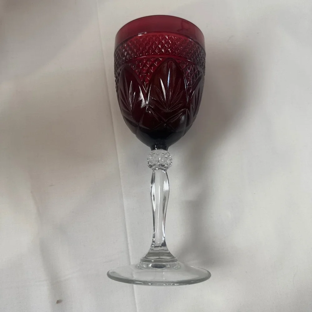 Cristal DArques-Durand ruby red